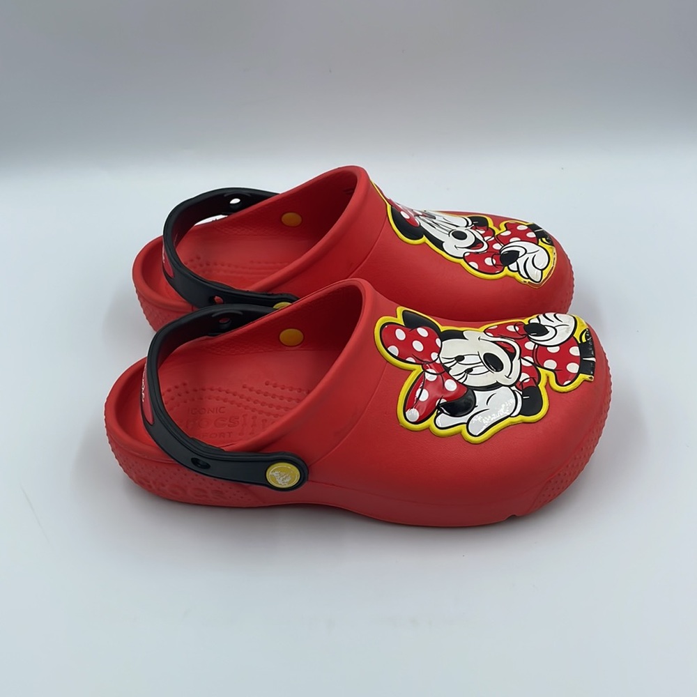 Crocs Disney Minnie Mouse Clogs Kids Sz J2
